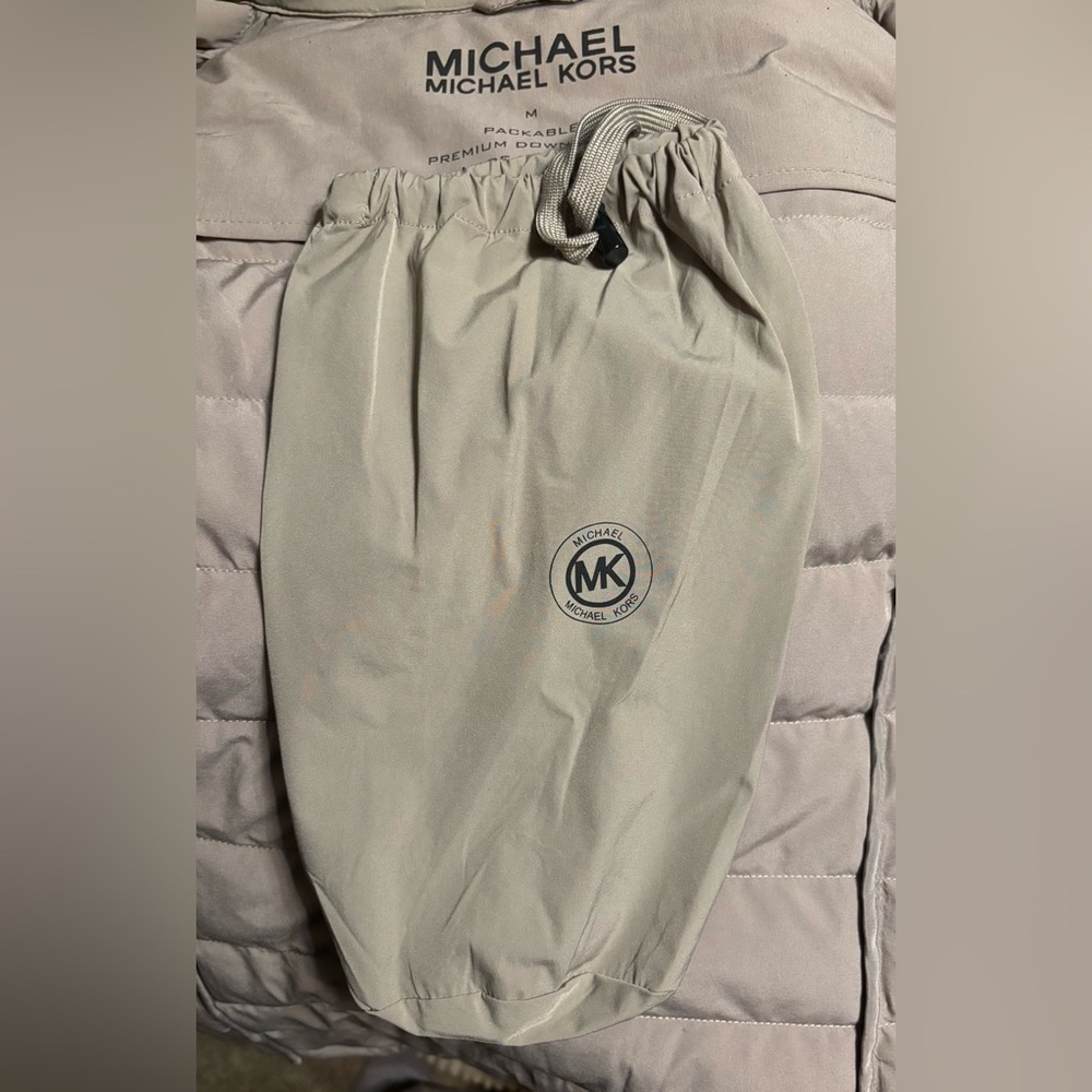 Michael Kors Packable Puffer Jacket-Hooded - Picture 10 of 10